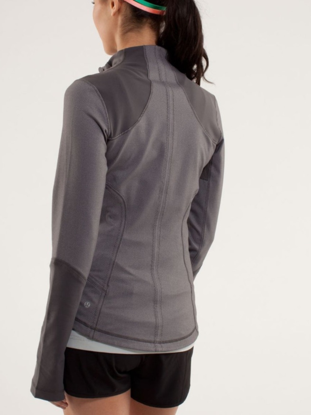 Lululemon Forme Jacket
Soot Light - Picture 3 of 10
